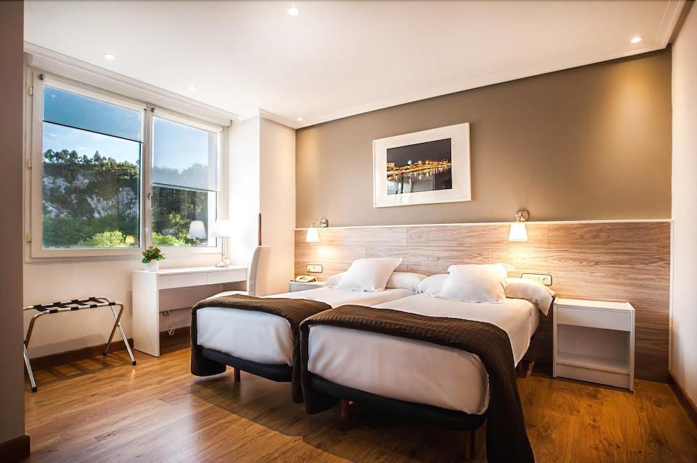 ריבאדסלה Hotel Don Pepe Ria מראה חיצוני תמונה